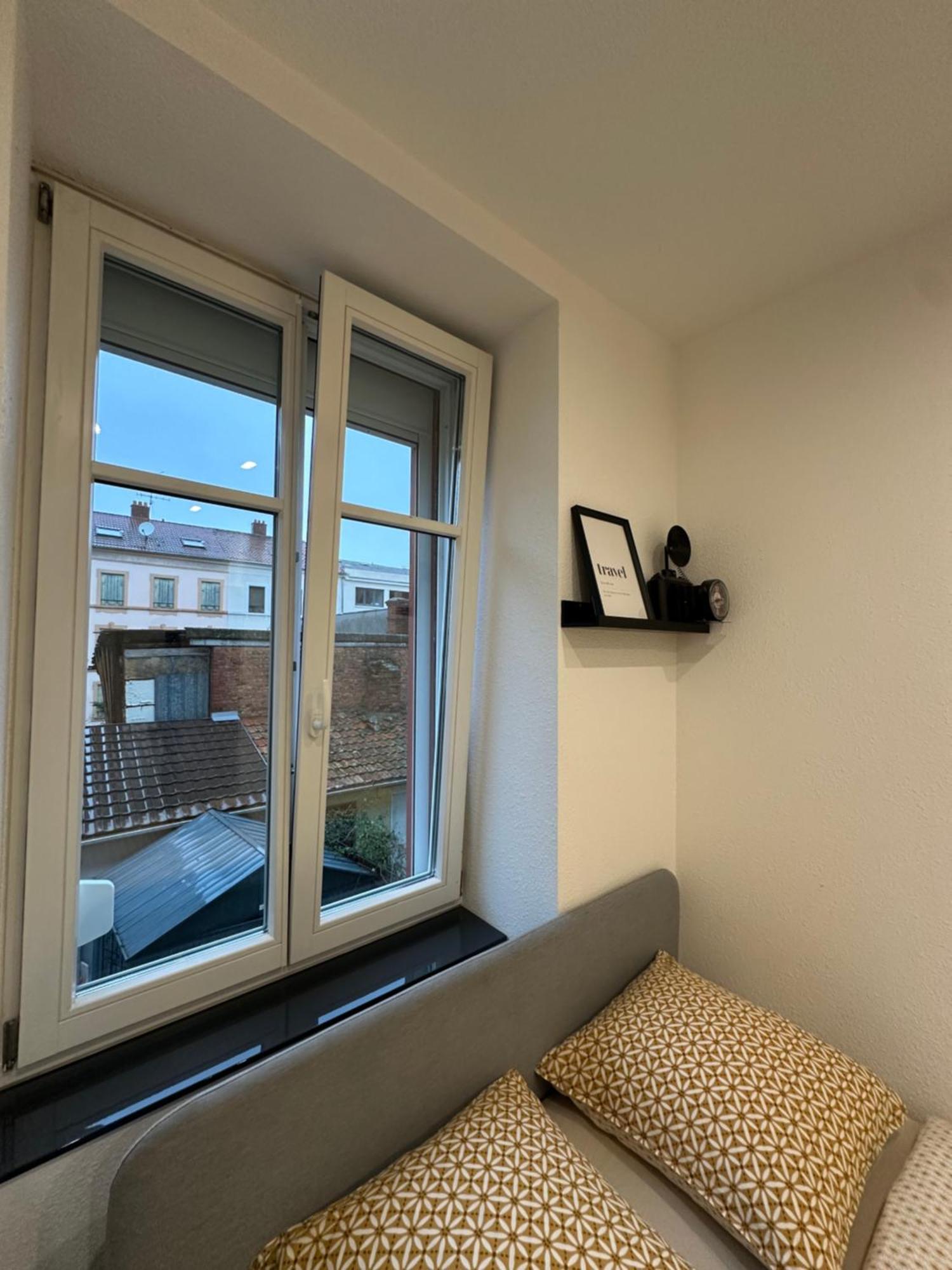 #2 Très Beau T3 1er étage tout confort, neuf, Mulhouse centre Exterior foto